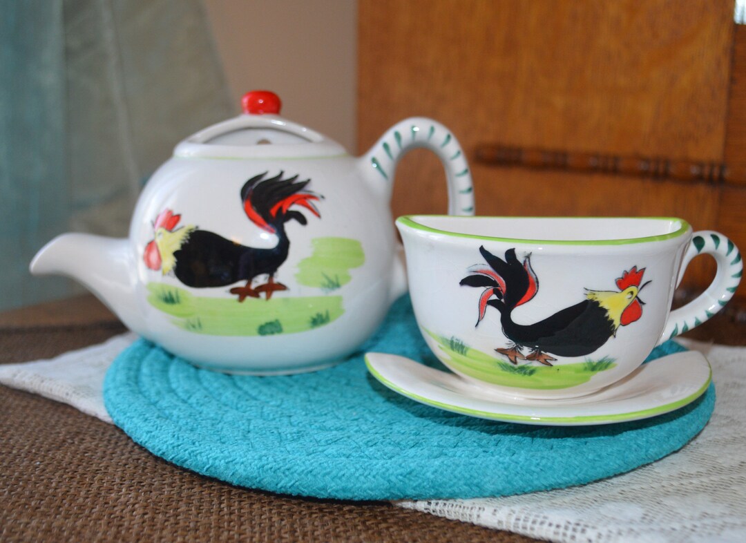 Vintage Tea Set Wall Pockets, Teapot & Teacup, Rooster Wall Pockets