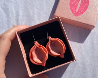 Handmade polymer clay yoni earrings /  body positive art / vagina earrings / feminist jewellery / polymer clay earrings