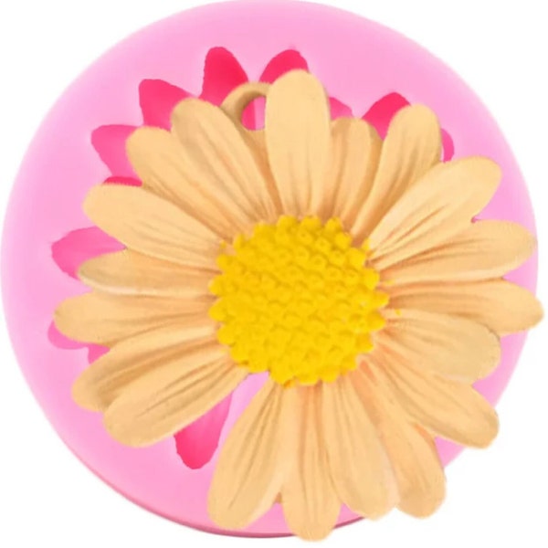 Daisy Flower Mold - Shiny Silicone / D I Y Jewelry Crafts / Sculpted / Key Chains / Resin Art / Polymer Clay / Soaps