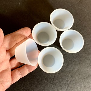 5-pc Silicone Dispensing Cup Set / DIY Jewelry Making Tools / Re-Usable / Eco-Friendly / 20ml Cups / Flexible / Clear / Non-Toxic
