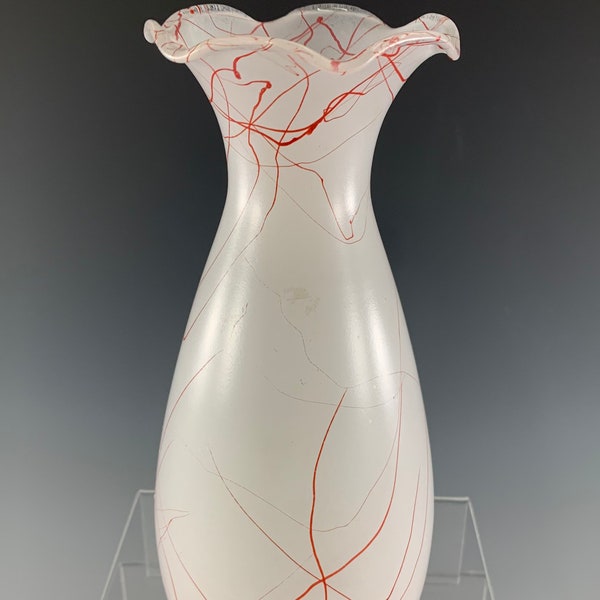 Anchorglass (Anchor Hocking) Crimped Top Vase with Red String/Drizzle/Spatter Design