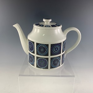 Midwinter Madeira Teapot made in England