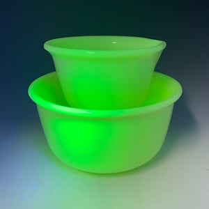 Hamilton Beach UV Reactive Custard Glass Stand Mixer Bowls Set of Two