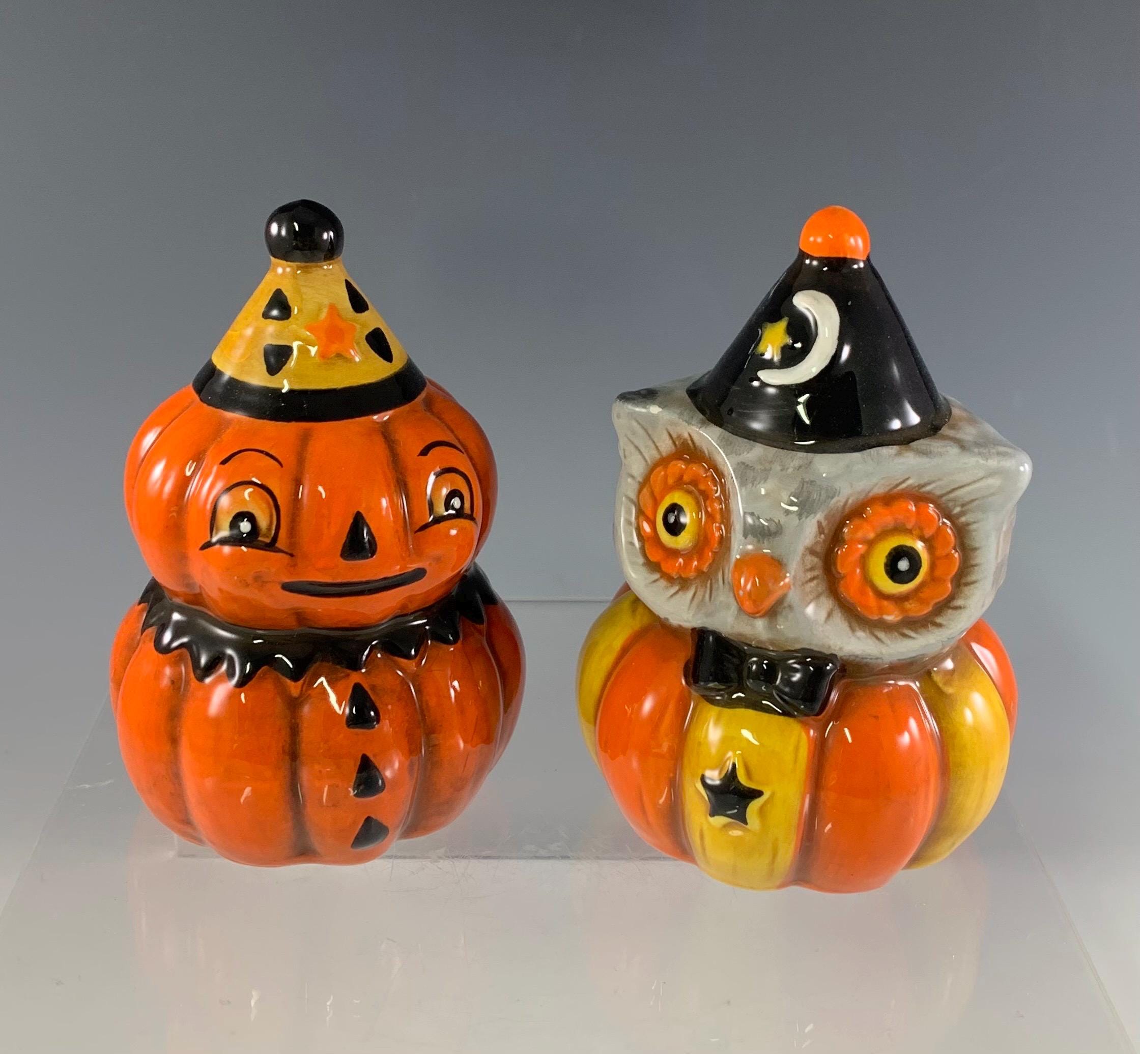 Johanna Parker Halloween Salt & Pepper Shakers Set - Etsy
