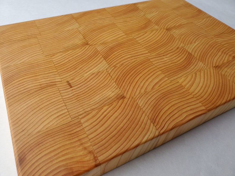End Grain Cutting Board Made in Japan hinoki Japanese Cypress. Size