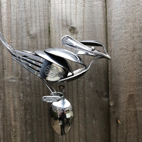 Cutlery bird, bird figurine, upcycled silverware, spoon bird, bird made from cutlery, metal bird art, bird art, wall art, bird gift