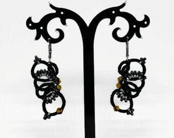 pendientes negros de encaje frívolo//encaje/frivolidad/regalo de mujeres//tatting////////jewelry en frivolidad//joya de mujer