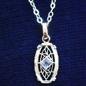 Art Deco 18K, 14K, Sapphire and Filigree Pendant Necklace