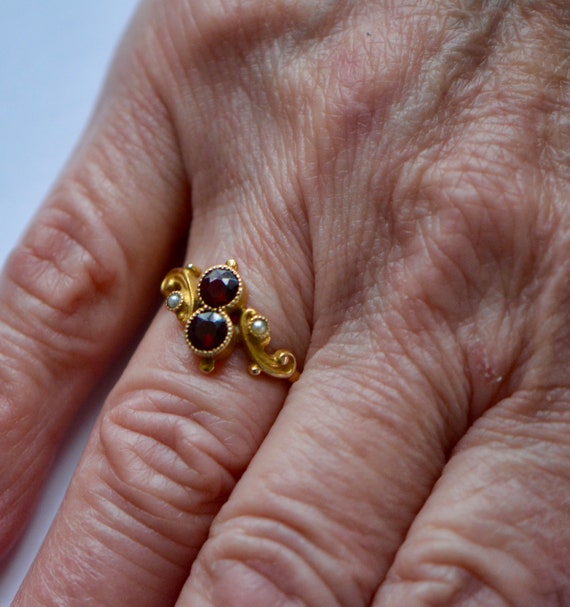 Victorian 14K Garnet and Pearl Ring, January Birt… - image 7