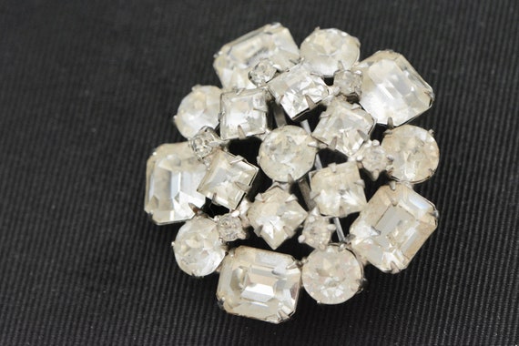 Vintage Weiss Large Domed Brooch - image 3