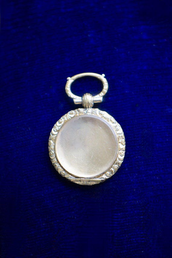 Victorian Gold Filled Glass Photo Locket Pendant … - image 3
