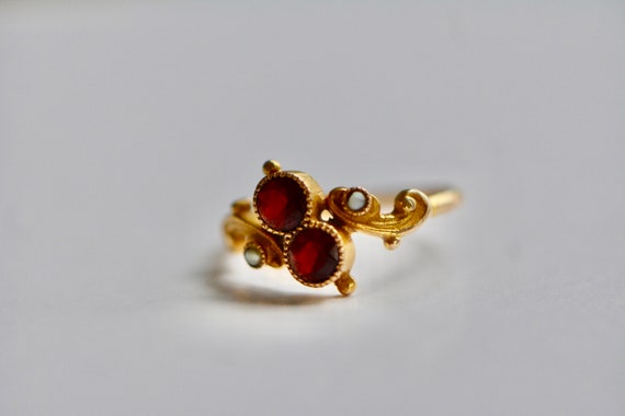 Victorian 14K Garnet and Pearl Ring, January Birt… - image 4