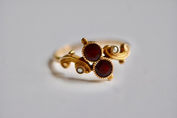 Victorian 14K Garnet and Pearl Ring, January Birt… - image 2