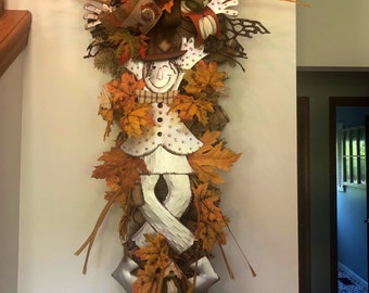 Fall wreath,Autumn swag, ScarecrowWreath, scarecrow decor,front door swag,ThanksgivingWreath,mantle swag,wall decor,scarecrow swag