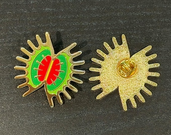 Venus Flytrap Pin | 1.5” Hard Enamel Botanical Pin | Carnivorous Plant Collectible Statement
