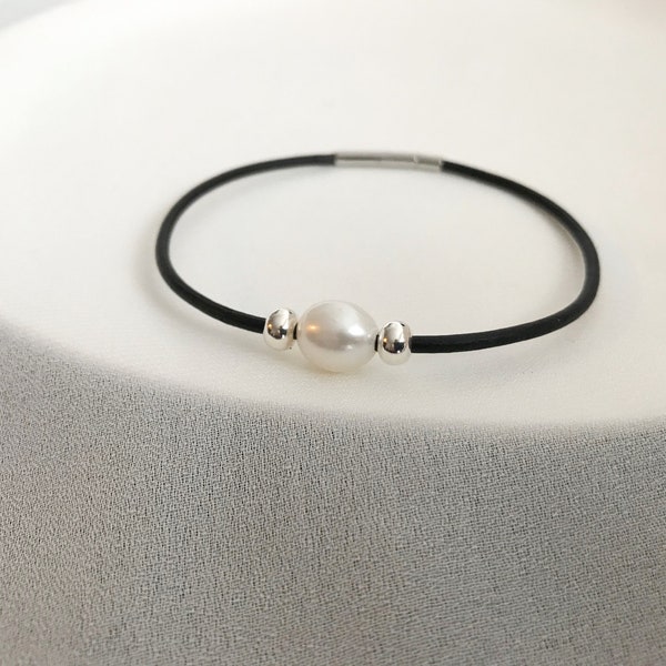 Cultured Pearl Bracelet, Freshwater Pearls Jewelry, Yoga Bracelet, Leather Anklet, Gift for Mother and Daughter, White Single Pearl