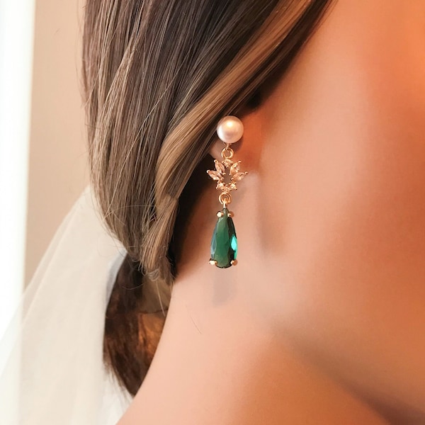 Freshwater Pearl stud Earrings, CZ  Charm Dangle Jewelry, Emerald Green Crystal Glass, Mother of bride, Wedding Gift for bridesmaids