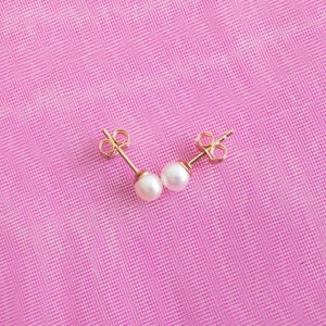 14K Gold Filled Studs, Freshwater Pearl Earrings, Mother of the Bride / Groom, Birthstone Bridesmaid Jewelry, Wedding Anniversary Gift,