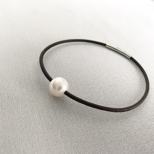 Freshwater Pearl Leather Bracelet, Genuine freshwater pearl Jewelry, Pearl Leather Anklet, Single Pearl, Minimalist Bracelet, gift for her