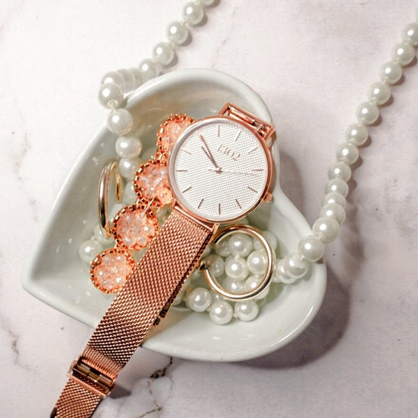 Minimalist Watch, Watches for Women, Womens Watches, Womens Watch, Leather Watch band, Wrist Watch, Petite, 32mm, Rose Gold Watch, Gift