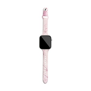 Puede incluir: Una banda de reloj Apple con estampado de m&aacute;rmol blanco y rosa con una pantalla negra.