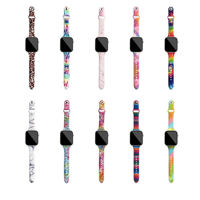 Puede incluir: Diez correas diferentes para Apple Watch con varios patrones coloridos, incluyendo tie-dye, estampado de animales y dise&ntilde;os geom&eacute;tricos.