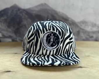Ski Mond Zebra Striped Hat - Schwarz Weiss
