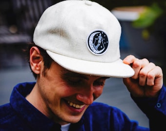 Ski Moon Wool Cap - White