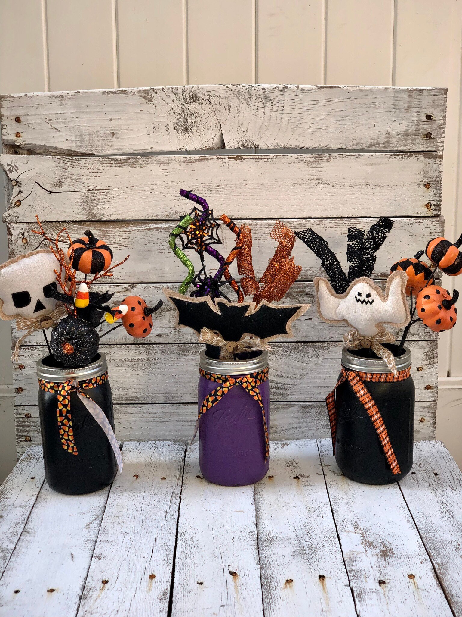 Halloween decorative mason jars