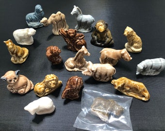 Wade Wild Animals, Whimsies, England, Chimp, Camel, Sloth, Lemur, Jaguar, Tiger, Kangaroo, Lion, Boar, Giraffe, Gorilla, Rhino, Zebra, Bear