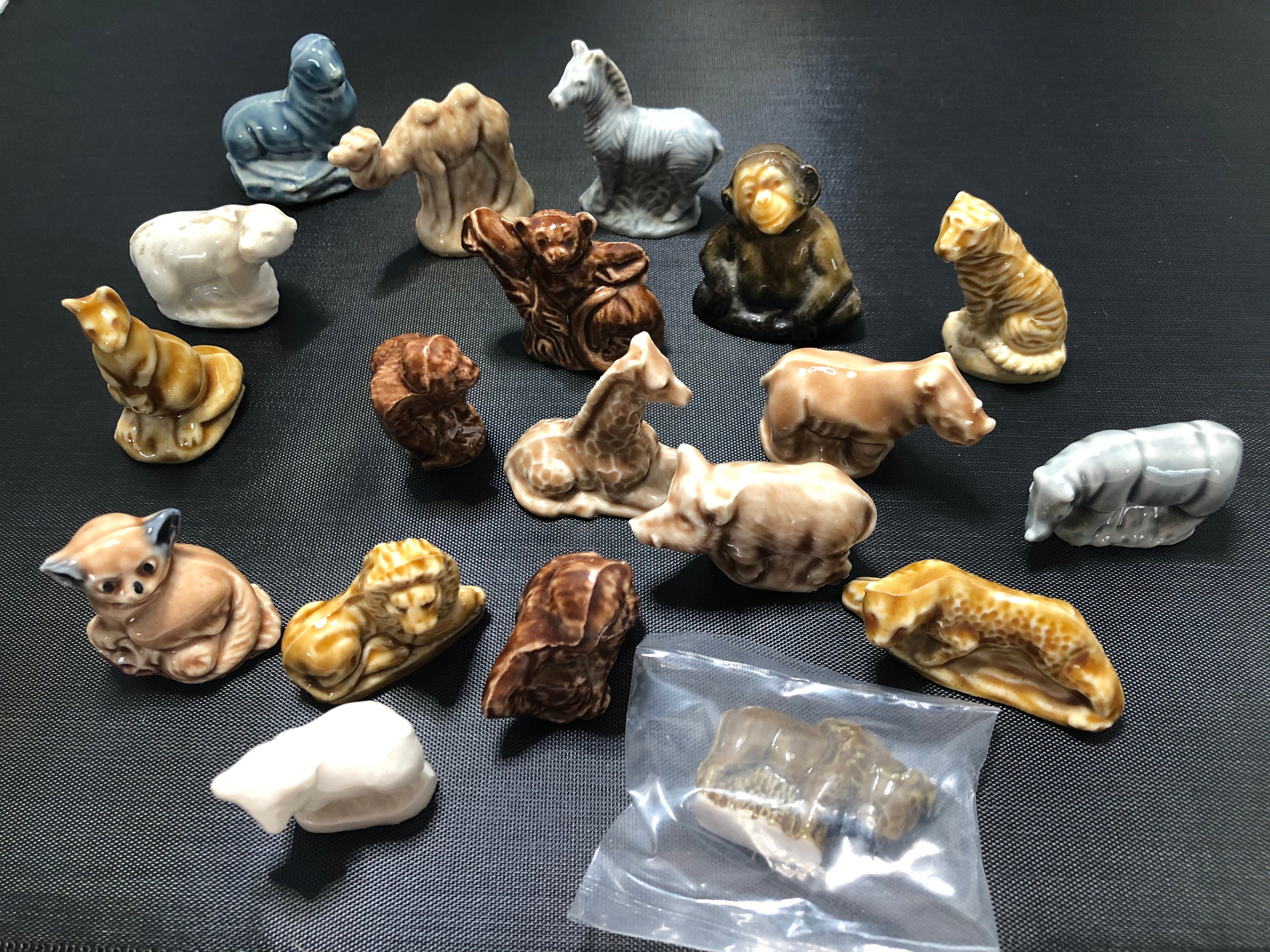 Wade Wild Animals, Whimsies, England, Chimp, Camel, Sloth, Lemur