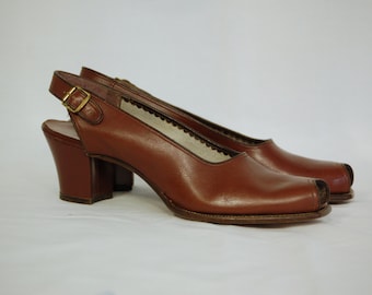 Vintage 1940s Leather Slingbacks / Size 9AAAA / Drew Shoes / HF Crismond's / Arch Rest / Brown Vintage Shoes / Sandals / WWII / Retro