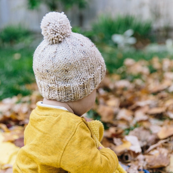 Gender Neutral Baby Hat with Pom Pom, Pom Pom Baby Beanie Hat Boy or Girl, Newborn Baby Boy or Girl Gift, Hand Knit Baby Hat in Oatmeal Wool