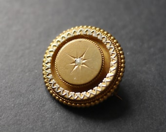 Victorian gold tone brooch with faux pearl bead, locket back (missing glass)