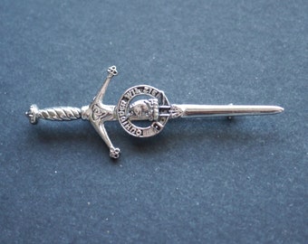 Vintage Scottish sword brooch, kilt pin, silver tone clan Stewart of Appin motto Quhidder Wil Zie