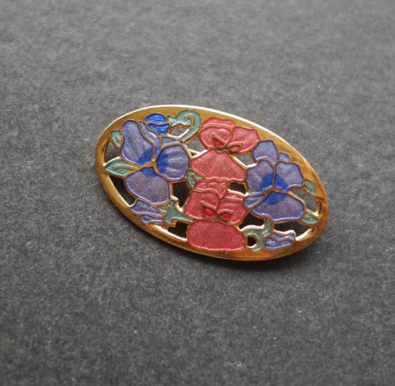 Cloisonne sweet peas flower enamel brooch signed Fish