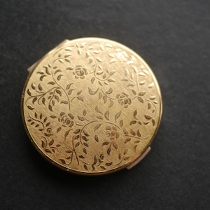 Stratton compact - Etsy 日本