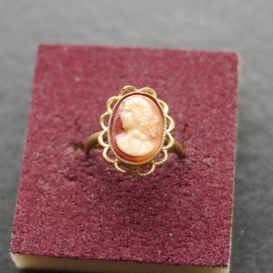 Cameo Ring UK