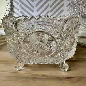 Hofbauer Byrdes Collection Lead Crystal 4-Footed Square Bowl Candy Dish 5” - gift for mother grandmother glasscollector  - vintage decor