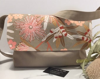 Australian Flowers Messenger Bag Shoulder Bag