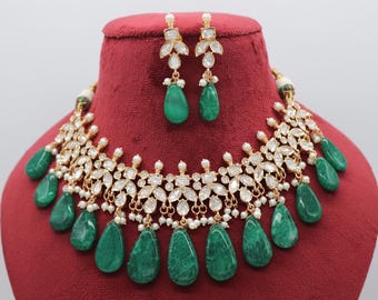Conjunto de gargantilla Kundan verde esmeralda: joyería polki india