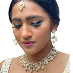 Dainty Kundan Pearl Necklace , Indian Jewelry, Kundan Necklace, Pakistani Jewelry, Punjabi Jewelry, Kundan Jewelry, Indian Necklace Set