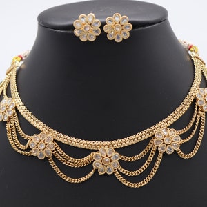 Gold Kundan Choker Necklace Set: Indian Jewelry