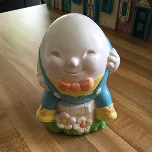 Vintage  AVON HUMPTY DUMPTY Earthenware Bank