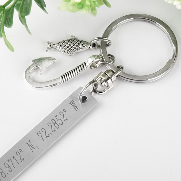 Personalized fish Key chain-Engraving Key ring with Coordinates ,GPS fish Keychain, Location keyring gift for boyfriend/ husband/ Dad/ Men