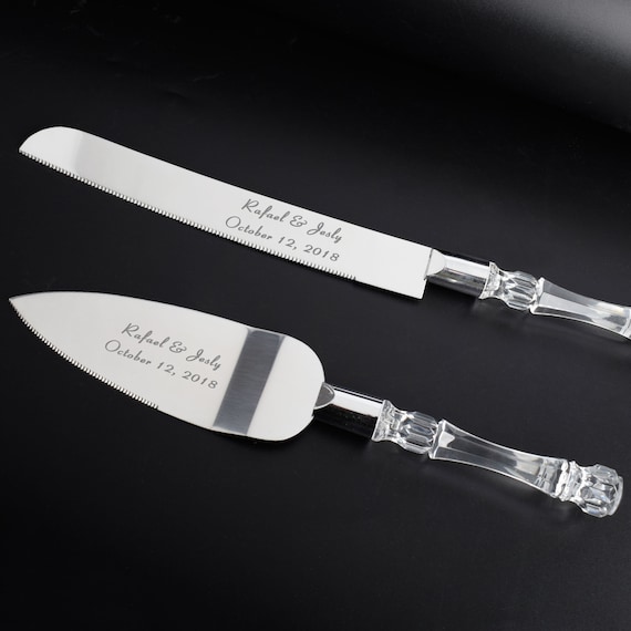 Personalized cake cutting set store