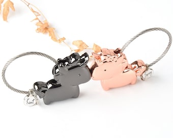 Llavero de unicornio personalizado, llavero magnético de beso, regalo de aniversario