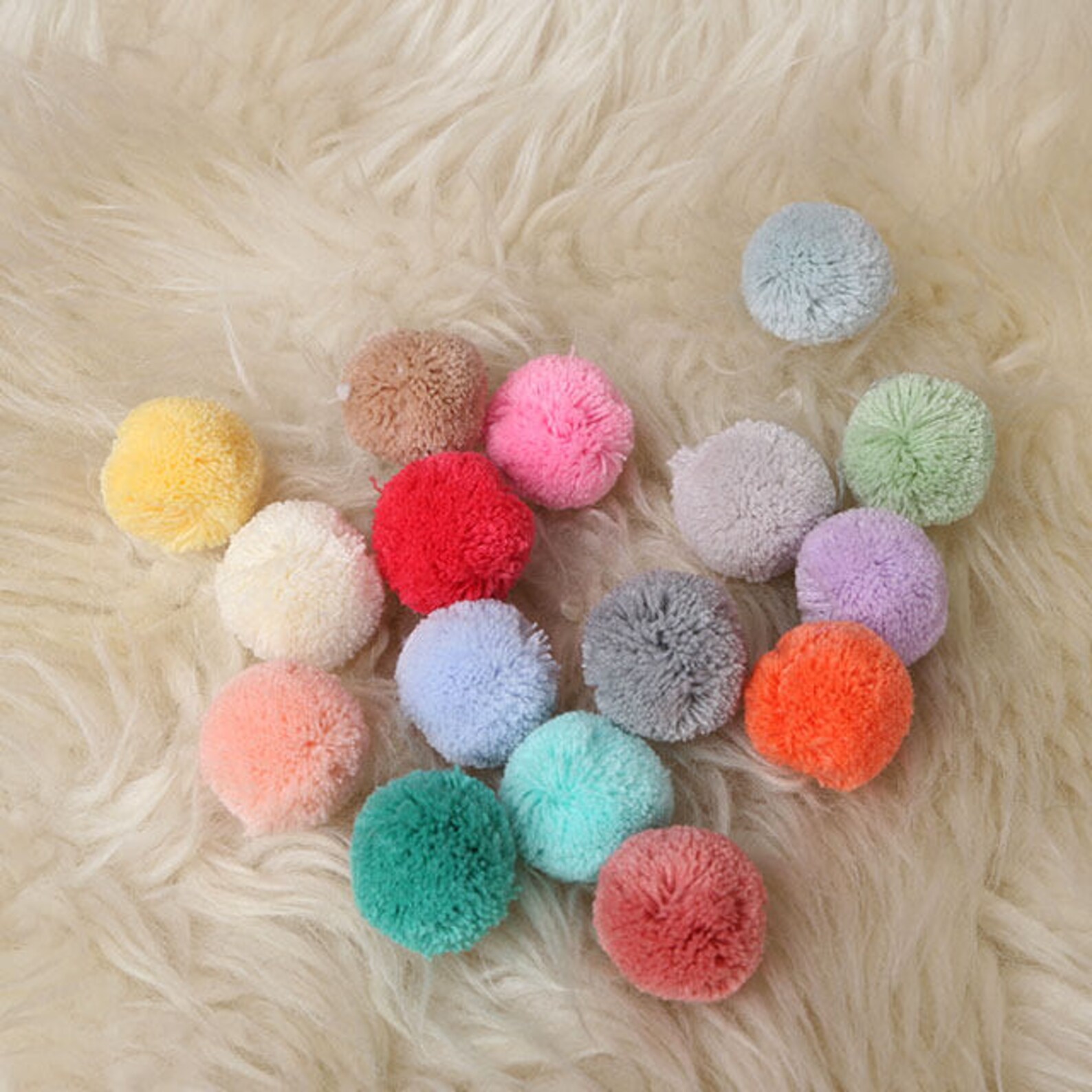 1.23cm Pom Poms in Your Choice of Colors-yarn Pom - Etsy