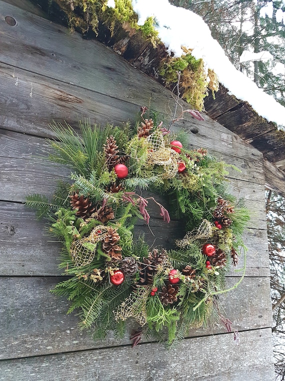 8 inch Wreath DIY Kit with 2 Craft Foam Rings, Burlap Ribbon, Berries,  Pinecones (75 Pieces Set)