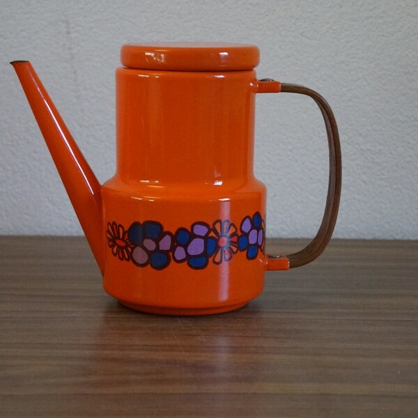 Kaj Franck Arabia Finel  style  enamel vintage design retro red coffee teapot kettle